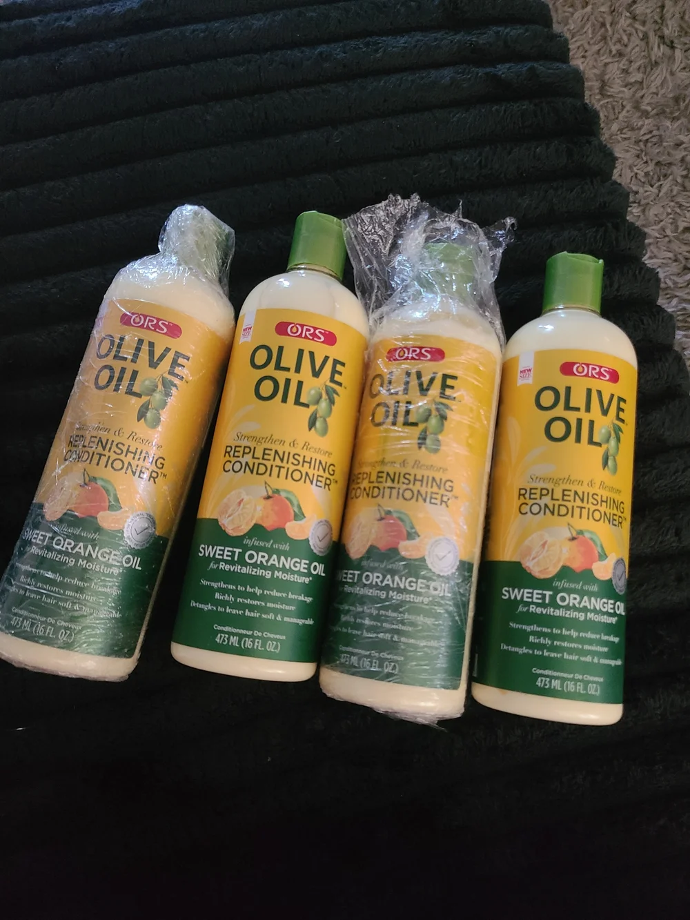 4pk ORS Olive Oil Strengthen & Nourish Replenishing Conditioner infused with Swe